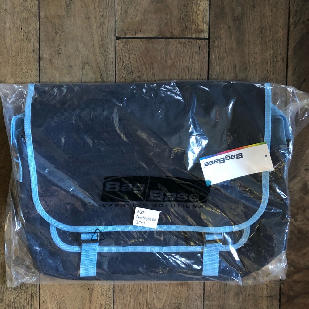 BagBase Messenger bag